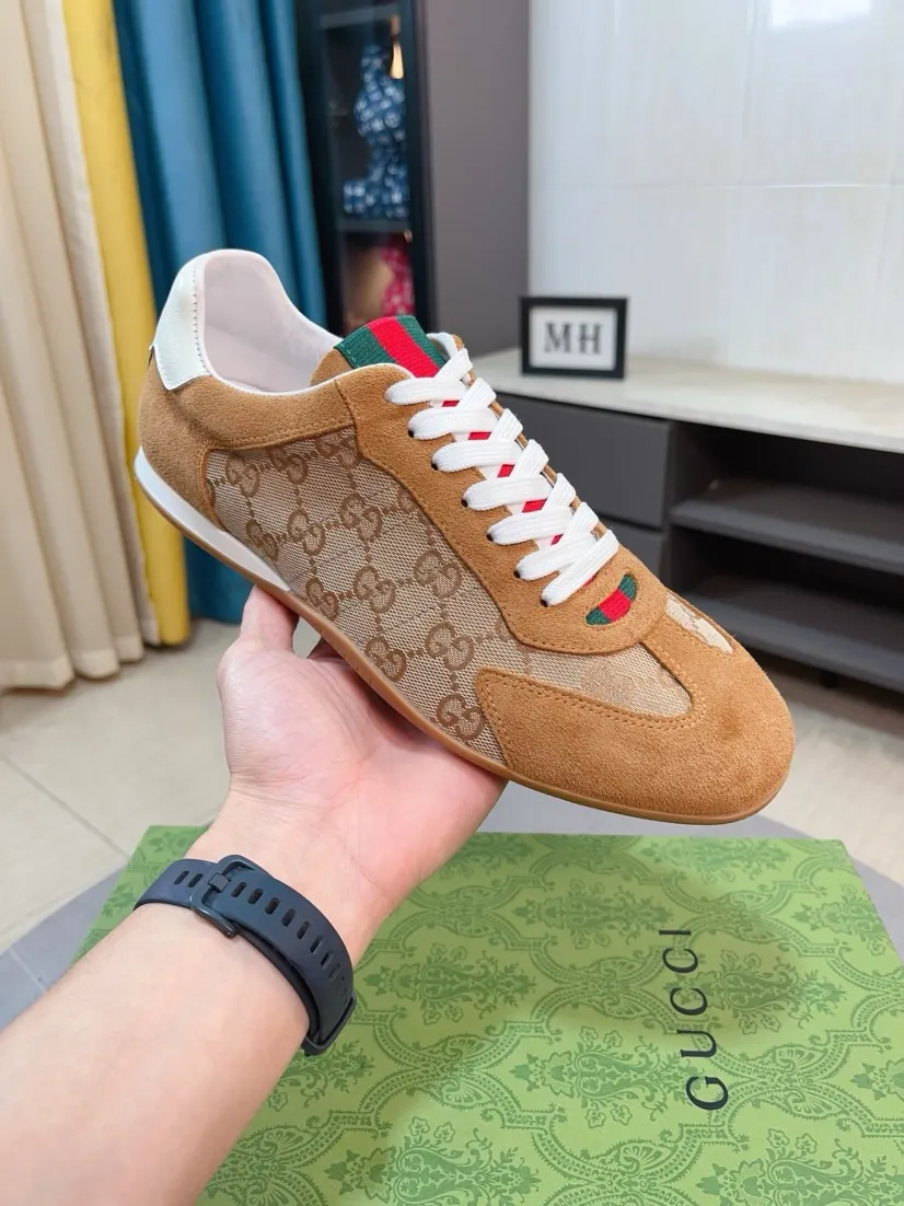 Men's shoes 💰458🌹🌹[GUCCI] Gucci's new lace-up casual men's shoes are on the market first, and the materials and workmanship are superior to all versions on the market. The highest quality shipped first-layer cowhide with imported original perforated materials➕Genuine leather lining, privately molded soft outsole, high foot comfort, imported special materials highlight the brand's unique charm, high-end customization 38-44